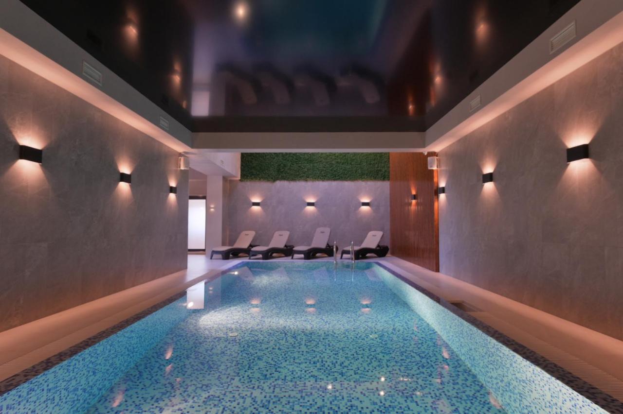 Makis Hotel Spa Poddubtsy ภายนอก รูปภาพ