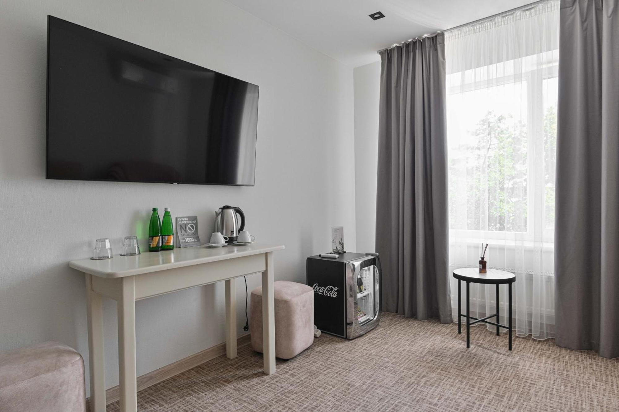 Makis Hotel Spa Poddubtsy ภายนอก รูปภาพ